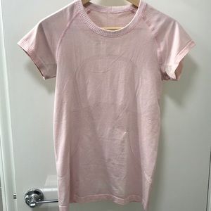 Lululemon swiftly tech short sleeve